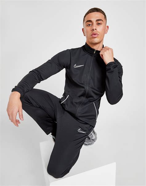 fitness kleidung herren nike|Sportbekleidung für Herren. Nike DE.